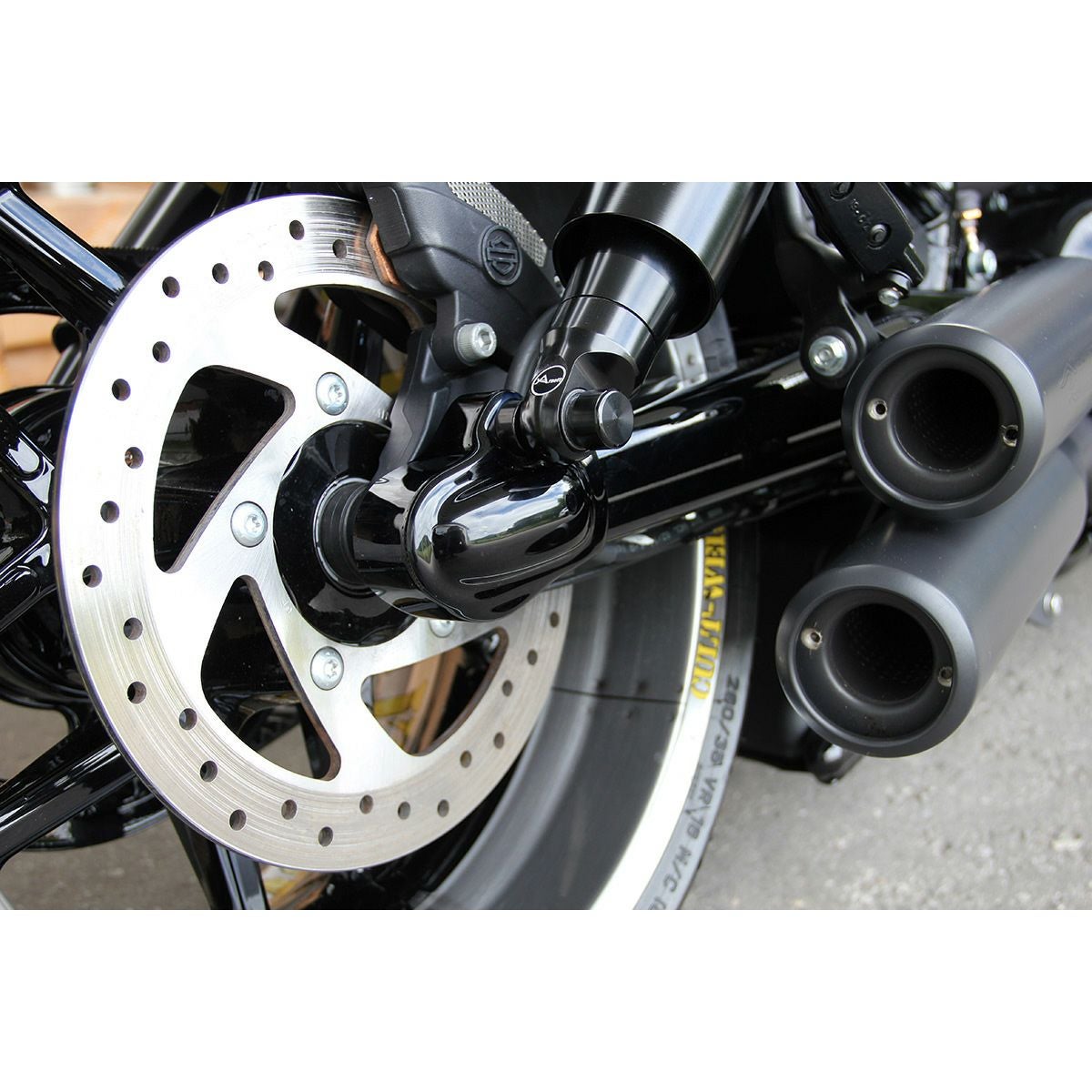 Cult Werk リア・アクスルカバーキット グロスブラック-05