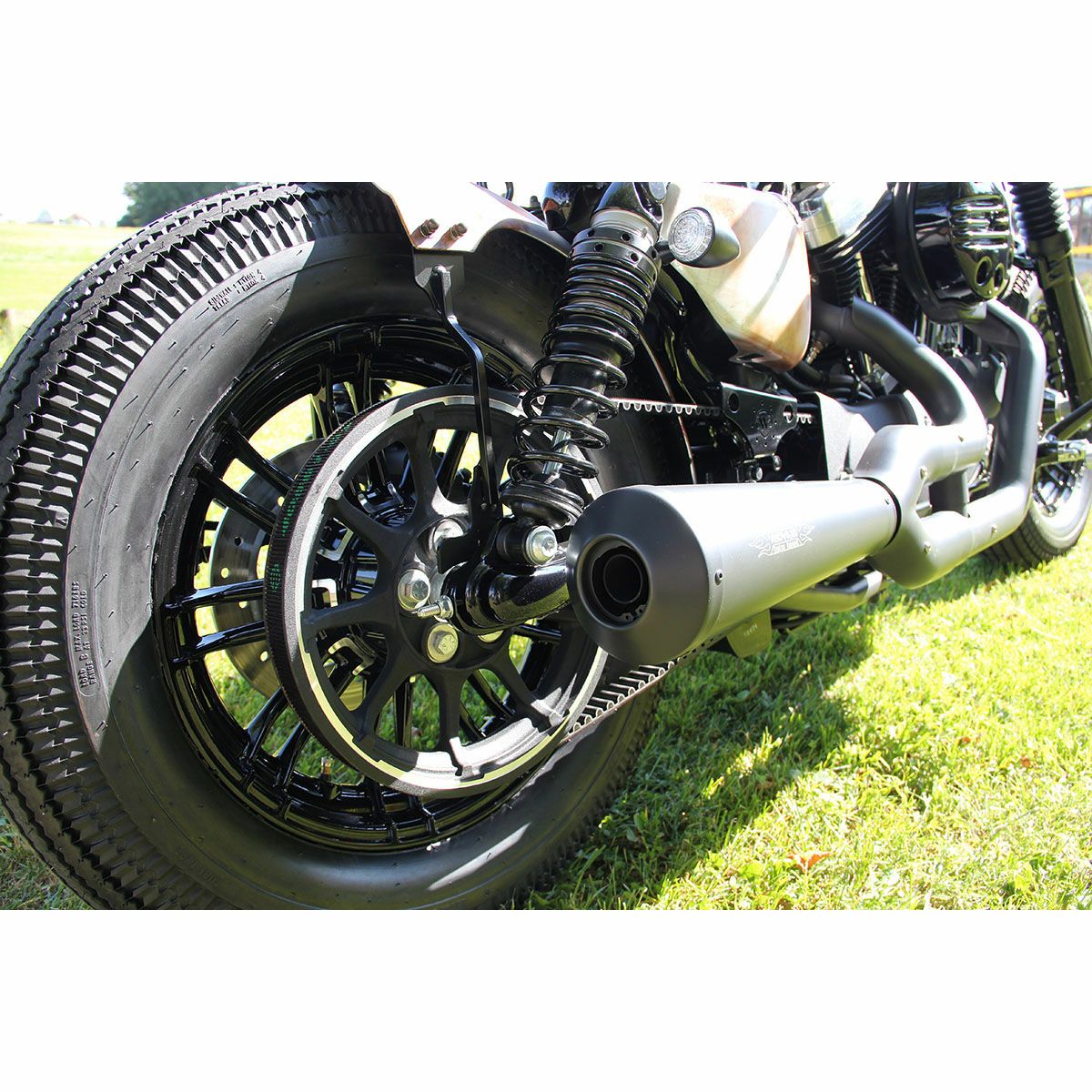 Cult Werk リア・アクスルカバーキット グロスブラック-04