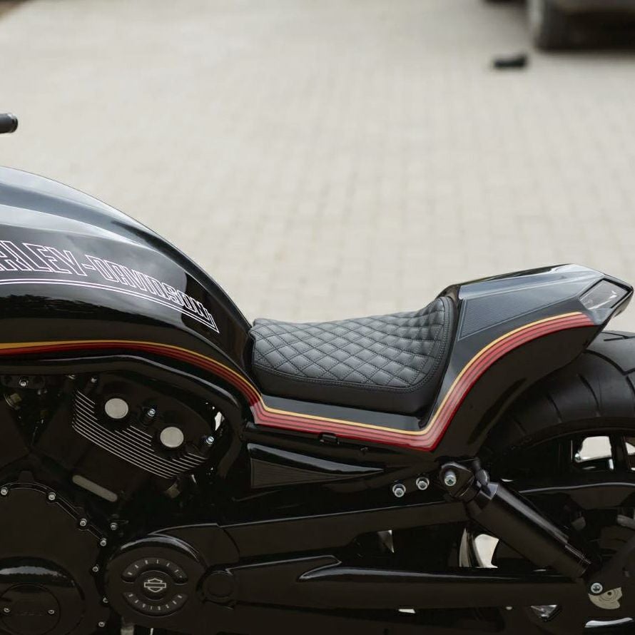 ハーレー、V-ROD(VRSC)用ボディ＆シート｜ハーレーカスタムパーツ専門店