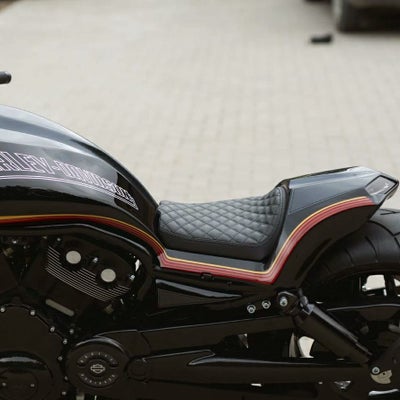 SALE】Killer Custom V-ROD モノコックボディーキット用ソロシート 