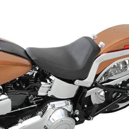 ソフテイル FLSTC、FLST、FLSTN用シートSaddlemen｜ハーレーカスタム