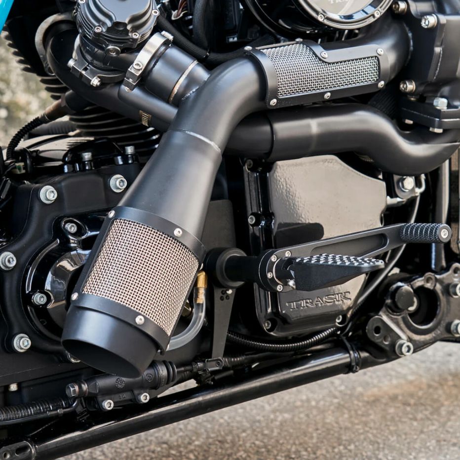 エピックモト トリプルX ミッドコントロールキット ブラック-02