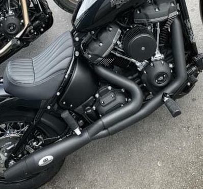 RED THUNDER EXHAUST フルエキゾーストマフラー セラミック・ブラック　　M8ソフテイル-04