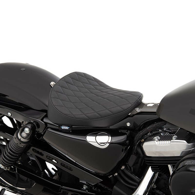 Le Pera スポーツスター、ベアボーンズ・ソロシート ブラウン