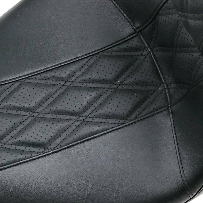 ラペラ OUTCAST GT2 シート バックレスト付き-02