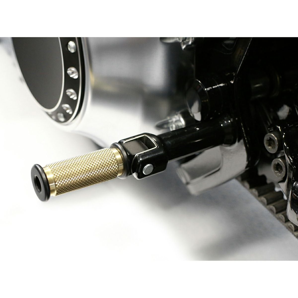 Thunderbike パッセンジャーフットペグセット ブラス/ブラック-02