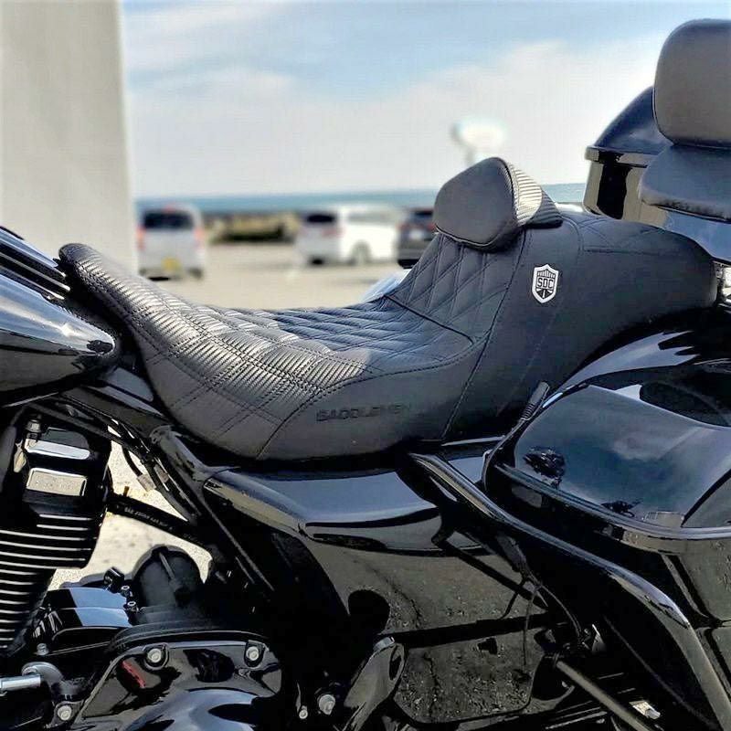 サドルマン SDC パフォーマンス グリップシート ゲル入り ハーレー