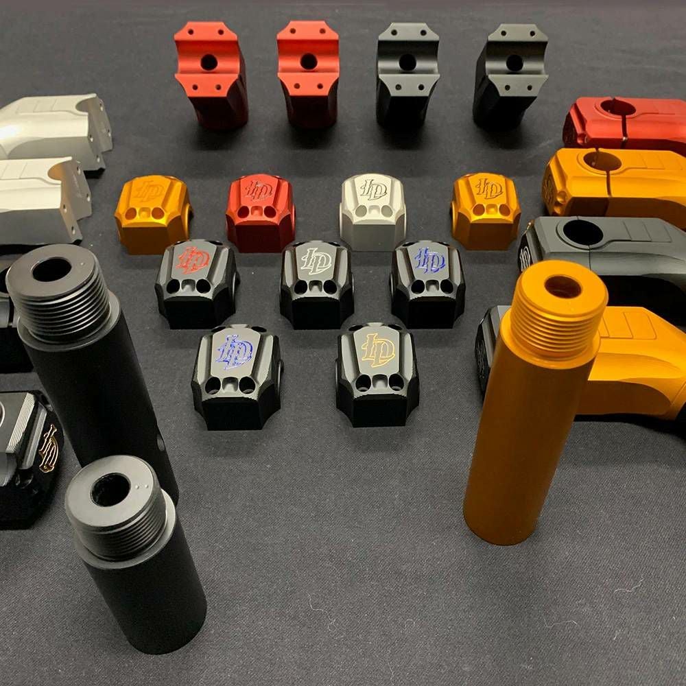 ラッキーデーブス PEACEMAKER ライザー 8インチ ブラック/レッド/ブラック-03