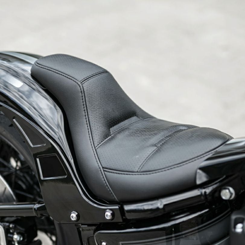 ソフテイル用リアフェンダーFXBB、FXFB、FLSL、FXST用｜ハーレー