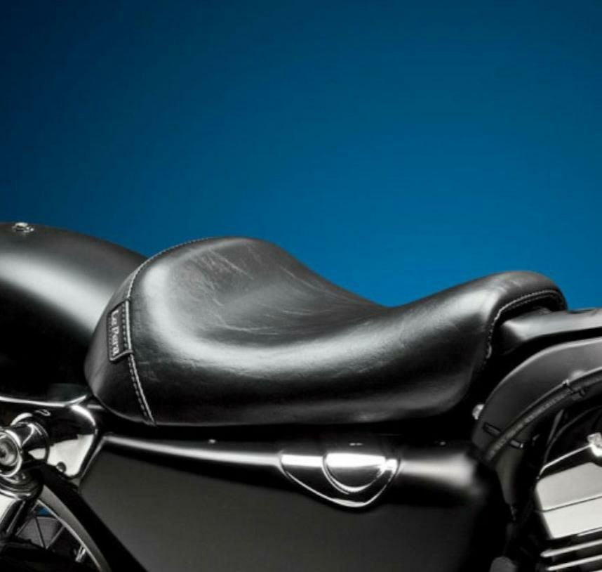 SALE】Le Pera ベアボーンズ スポーツスター用ソロシート スムース 2.2