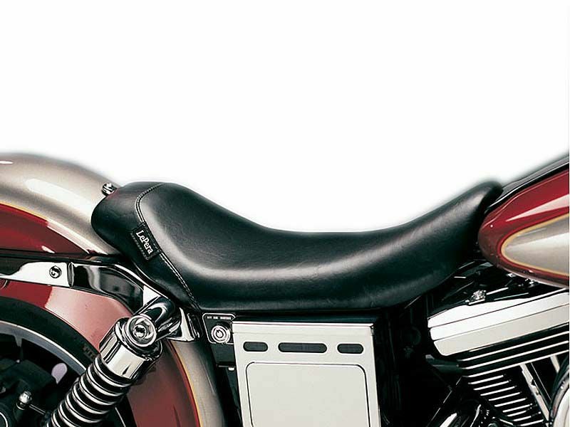 ダイナ　2004〜2005年　サドルマンシート ダイナ(DYNA)シート 2004～2005年｜ハーレーカスタムパーツ専門店