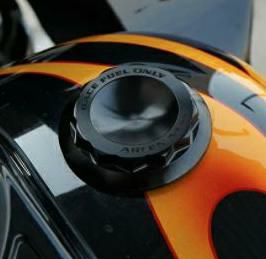 アレンネス(Arlen Ness)フューエル キャップ ハーレー用