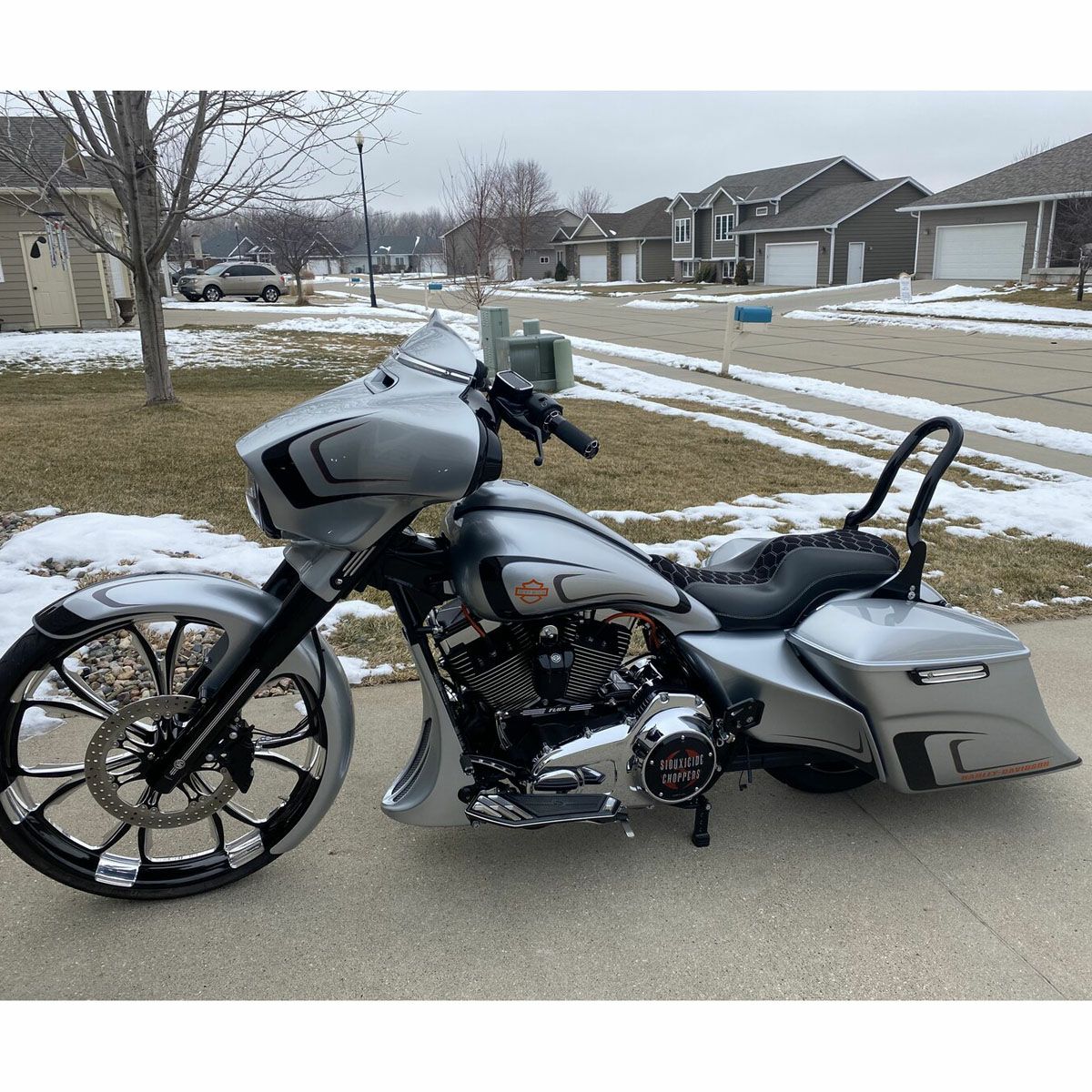 Siouxside Choppers ベビーコブラ・デタッチャブルバックレスト（パッド無） 16インチ ブラック-02