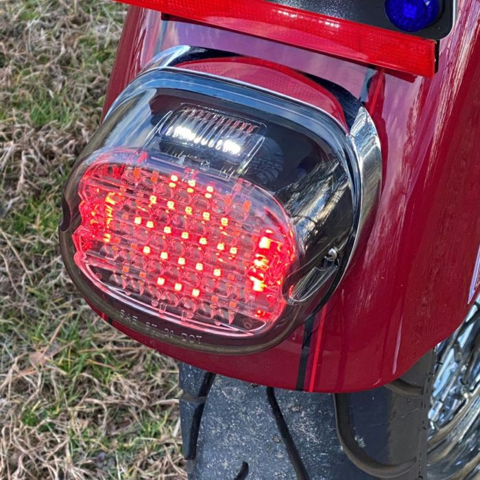 Custom Dynamics ロープロファイル・ターンシグナル内蔵LEDテールライト ウィンドウ有 スモーク-02