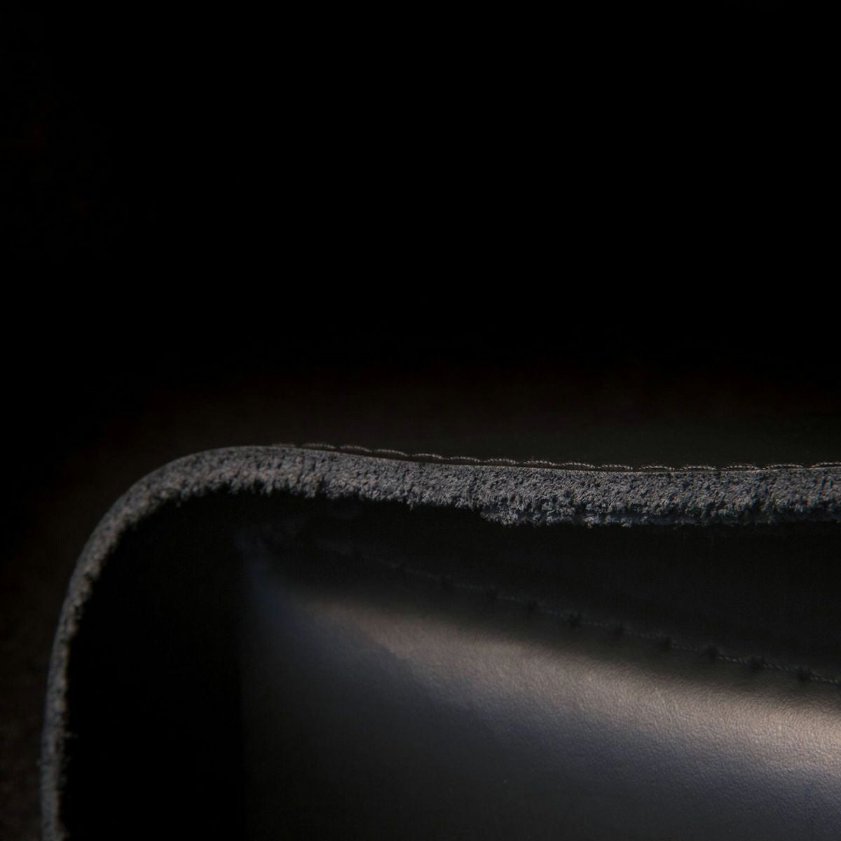 Willie & Max レザースイングアームバッグ ソフテイル用 ブラック-04