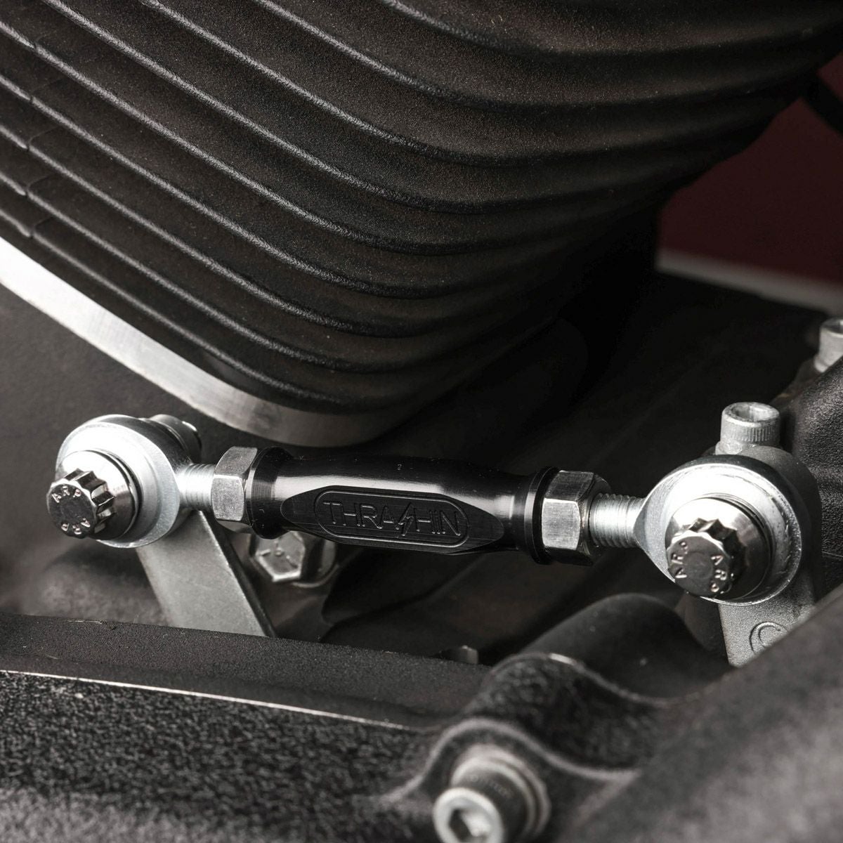 000000084040-01.jpg?size=m&w=