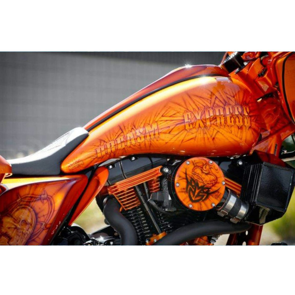 ハーレー、ツーリングモデル用タンク｜ ハーレーカスタム＆用品 HDパーツ