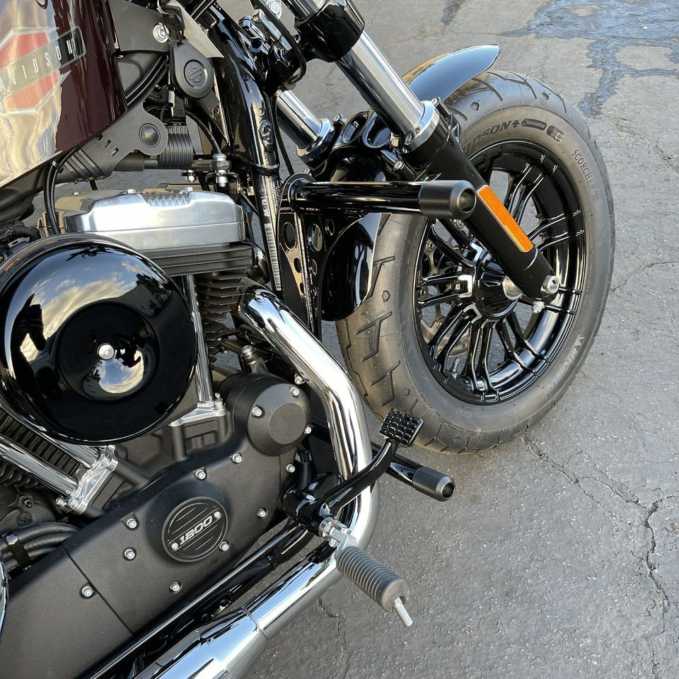 BUNG KING スポーツスター用 Skyscraperクラッシュバー-03