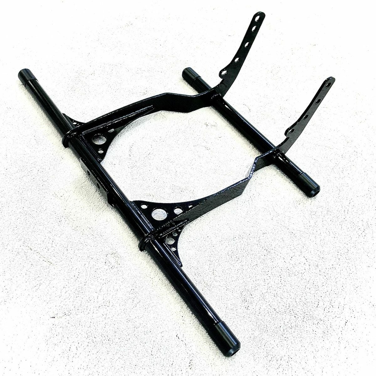 BUNG KING ハーレーM8ソフテイル用 High Stepクラッシュバー-03