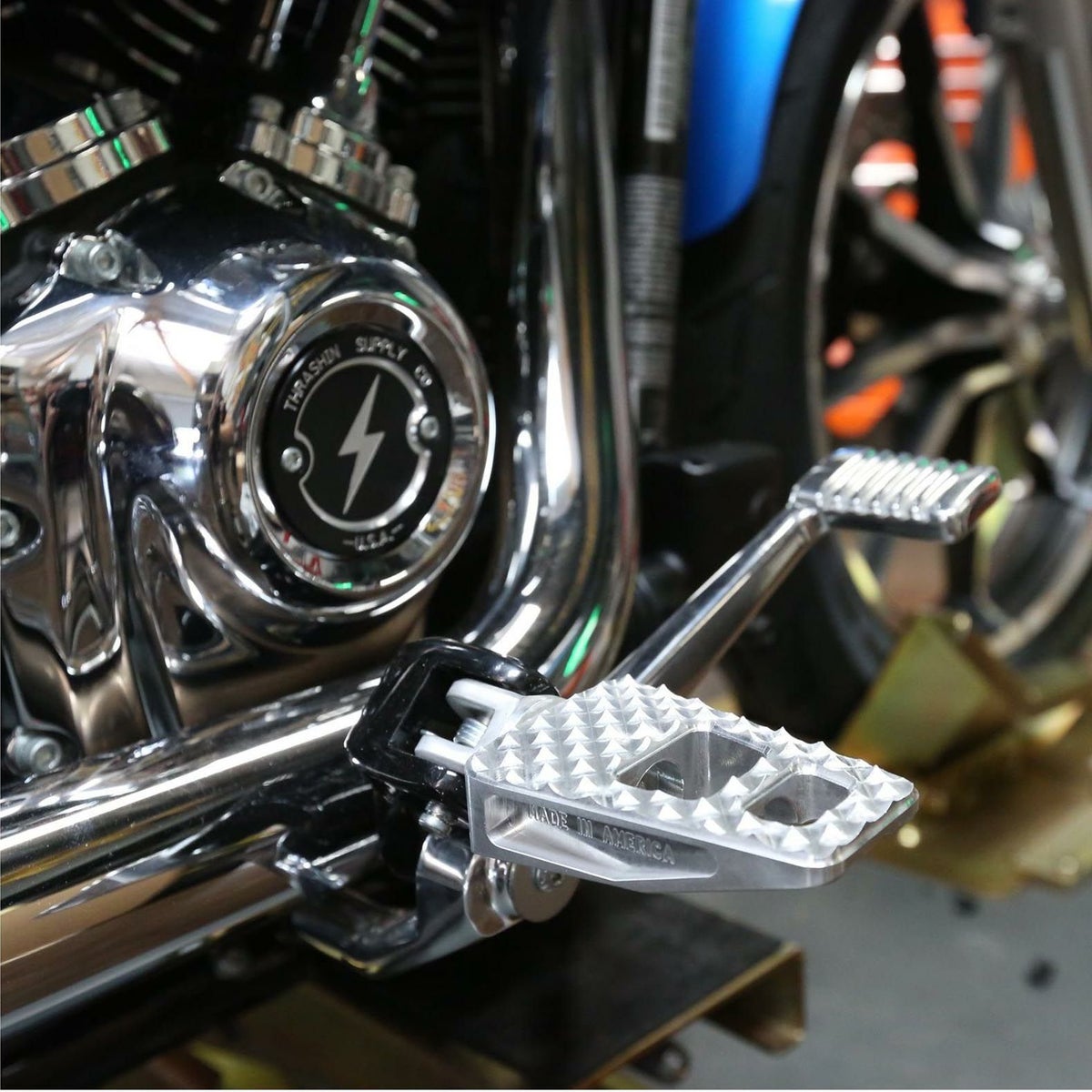 THRASHIN SUPPLY P-54 フットペグ アルミ-01