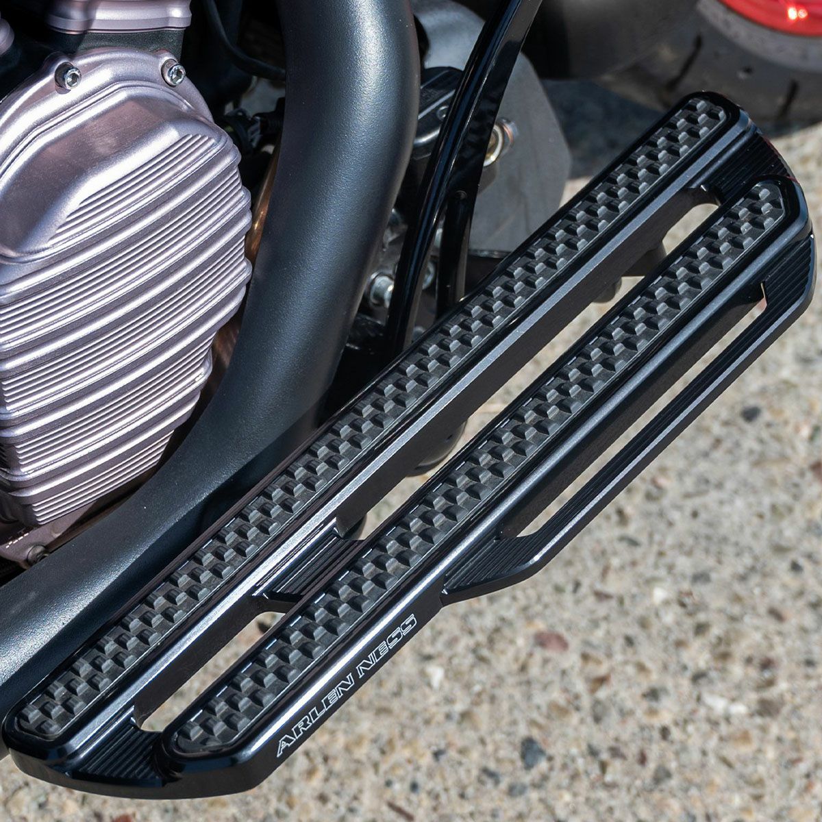 アレンネス フットボード ペグ等フット廻りパーツ ハーレー用