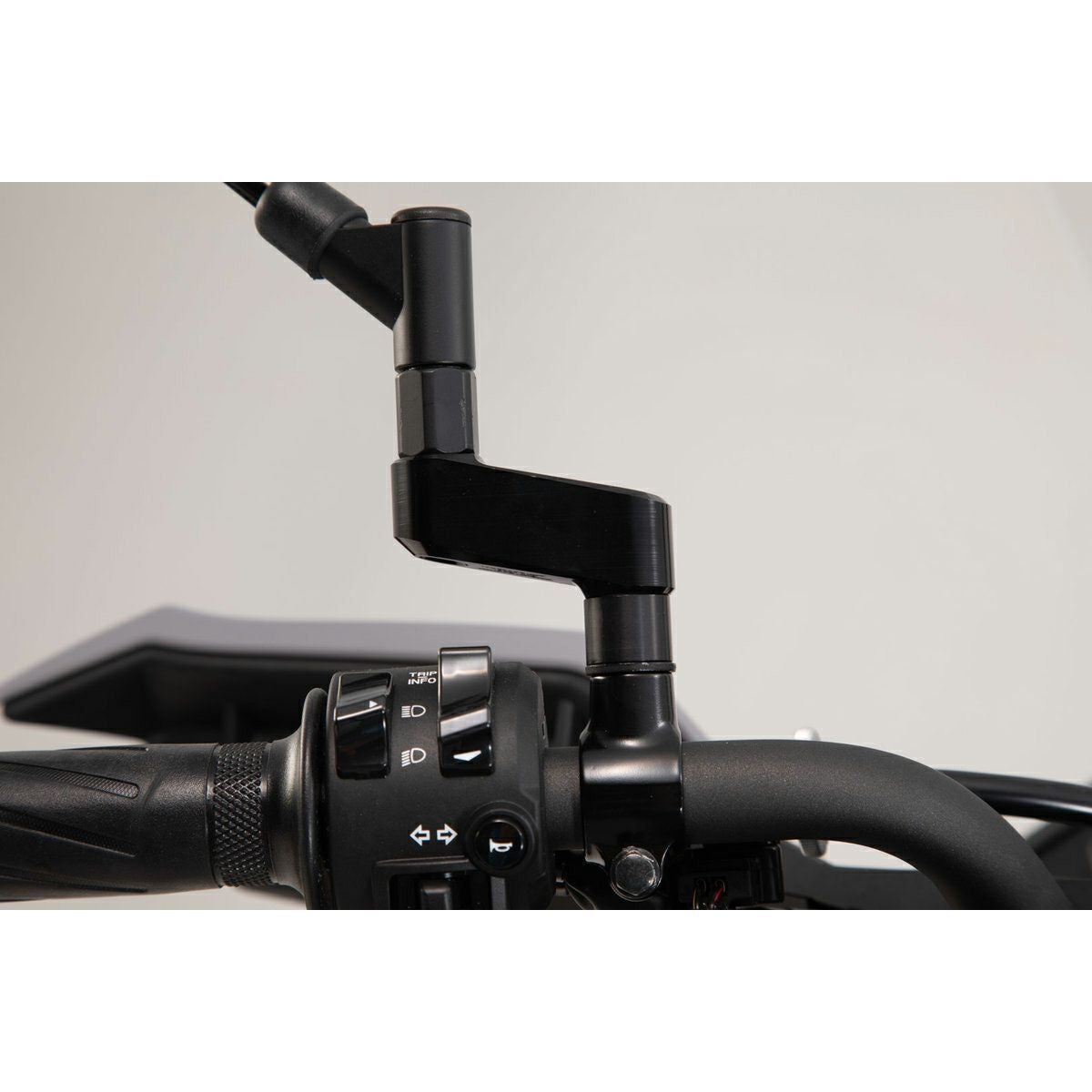 ハーレー・Pan America用ミラーエクステンションキット SW-MOTECH-02