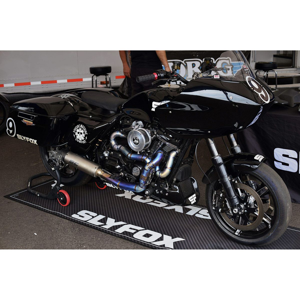 レースピット・フロアマット SLYFOX-02