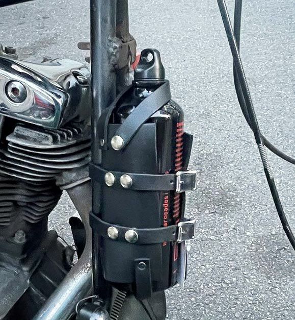 スポーツスター用FUELボトル&ホルダー｜ハーレーカスタムパーツ専門店