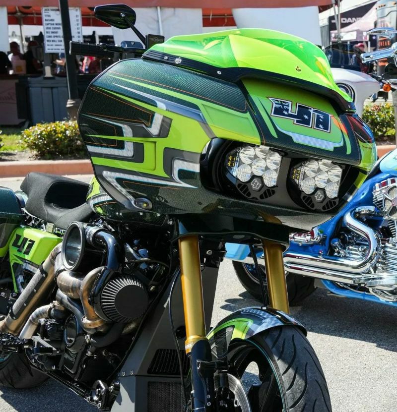 2015以降ロードグライド アイスカラーフレア ウィンドシールド