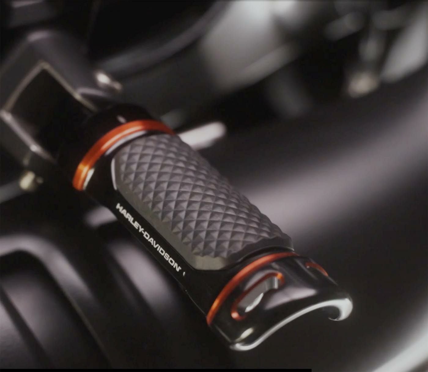 ハーレー純正パーツ ナイトスター(RH975)用|Harley Davidson