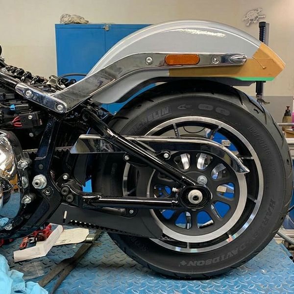 ikon ローダウンサス　M8 ソフテイル M8ソフテイル ロアリング＆アップ・キット｜ハーレーカスタムパーツ専門店