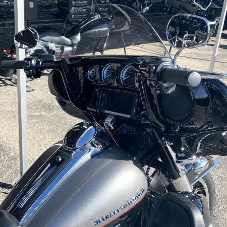 Fat Baggers 1.5インチ径 EZ Install ポインテッドトップ ハンドルバー Fat Baggers 1.5インチ径 EZ Install ポインテッドトップ ハンドルバー