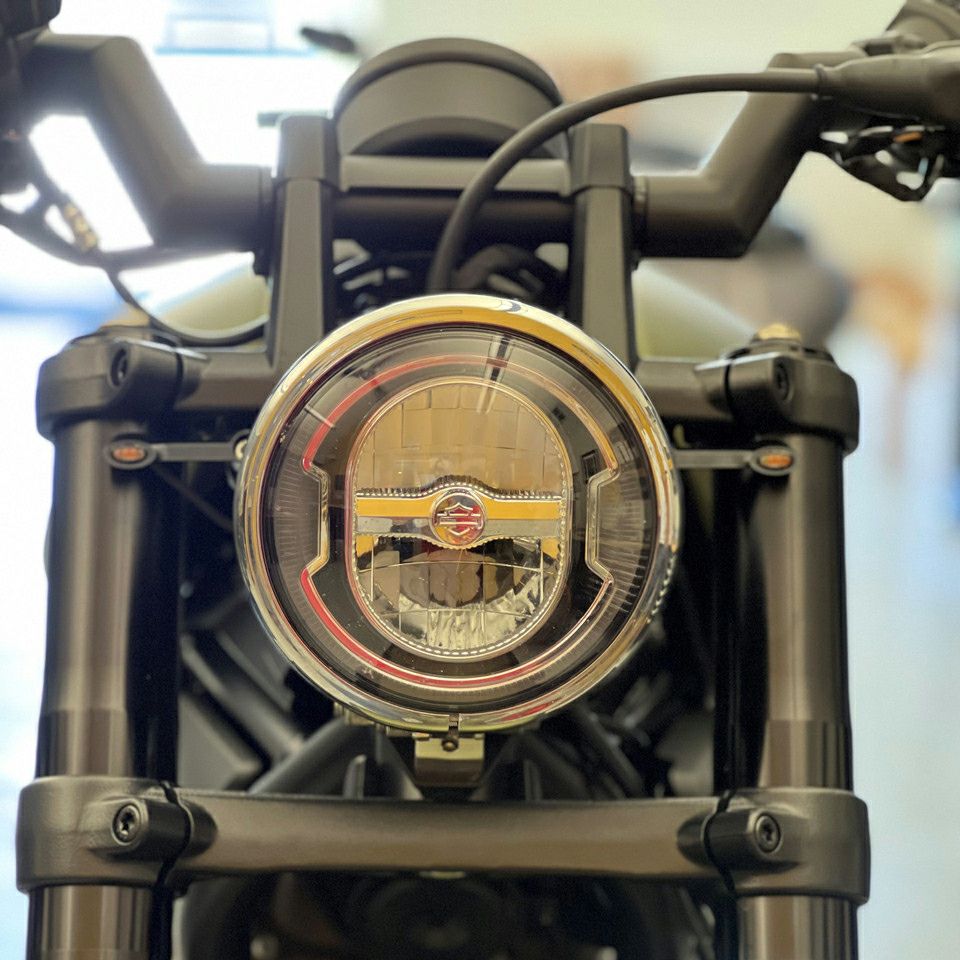 ハーレー、スポーツスターS(RH1250S) ヘッドライト｜ハーレーカスタム