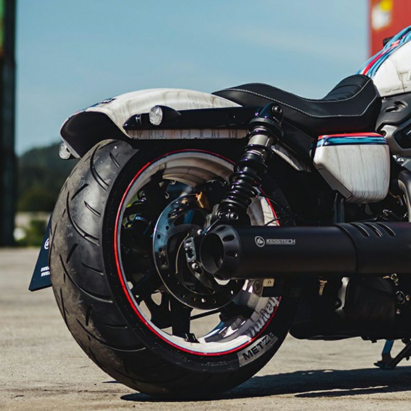 000000092701-01.jpg?size=l&w=