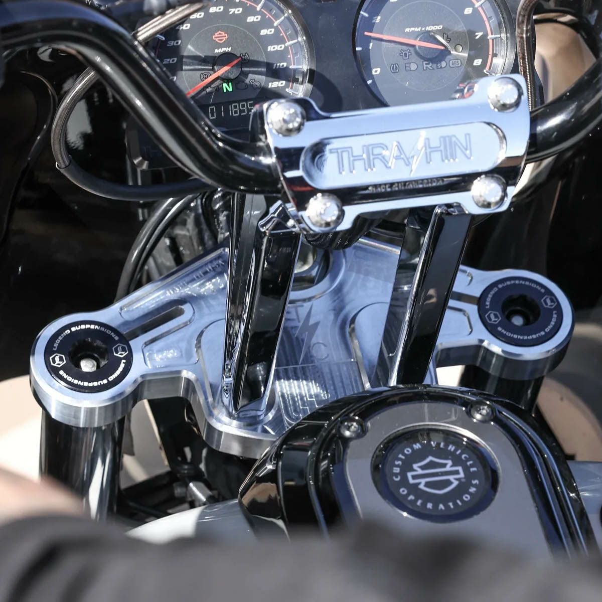 FLTR ロードグライド用 FLTR用メーターパーツ｜ハーレーカスタムパーツ