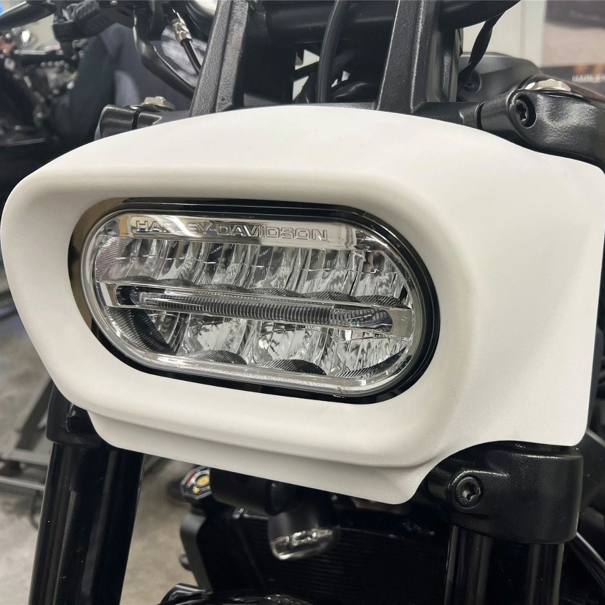 ハーレー スポーツスターＳ LED ヘッドライト Cult Werk（カルトワーク）Sportster S/スポーツスターS – Headlight