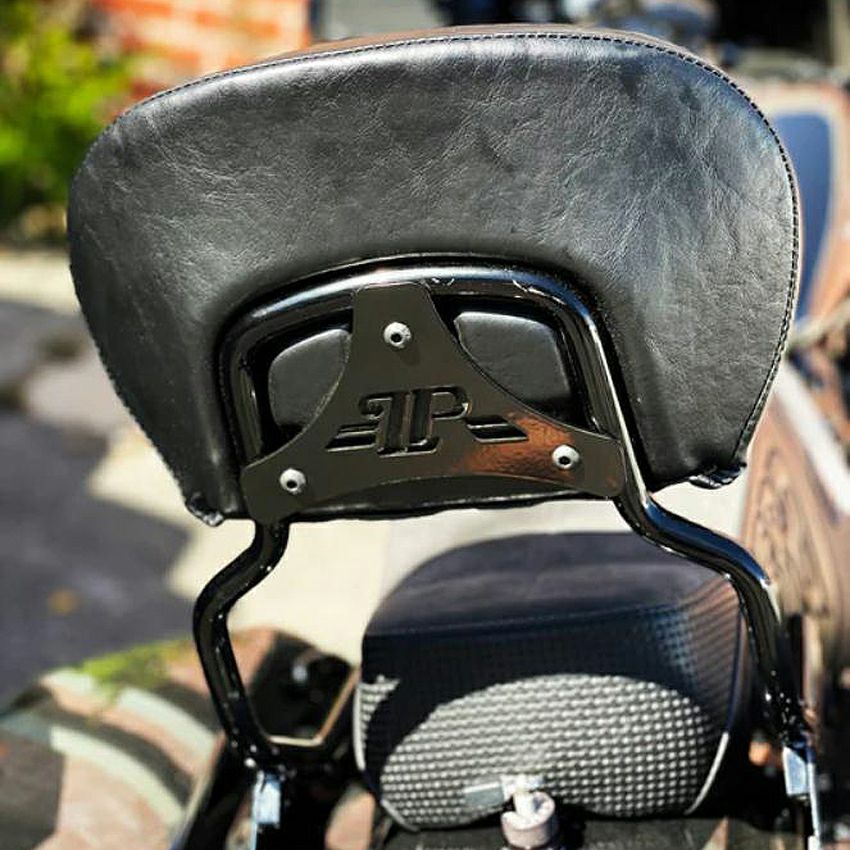 ツーリング、M8ソフテイル DEAD END シーシーバーバックレスト