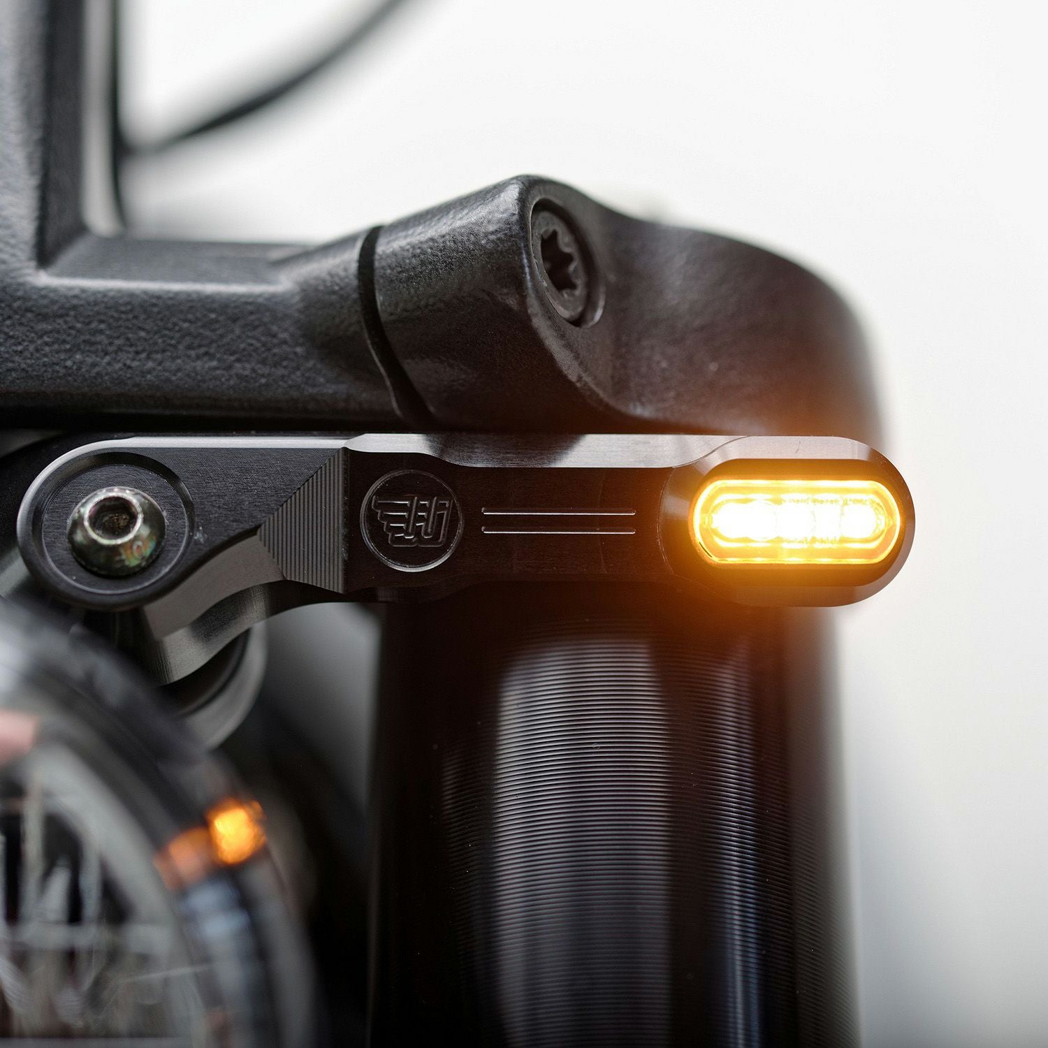 Thunderbike スポーツスターS Quick Stripe フロントターンシグナル