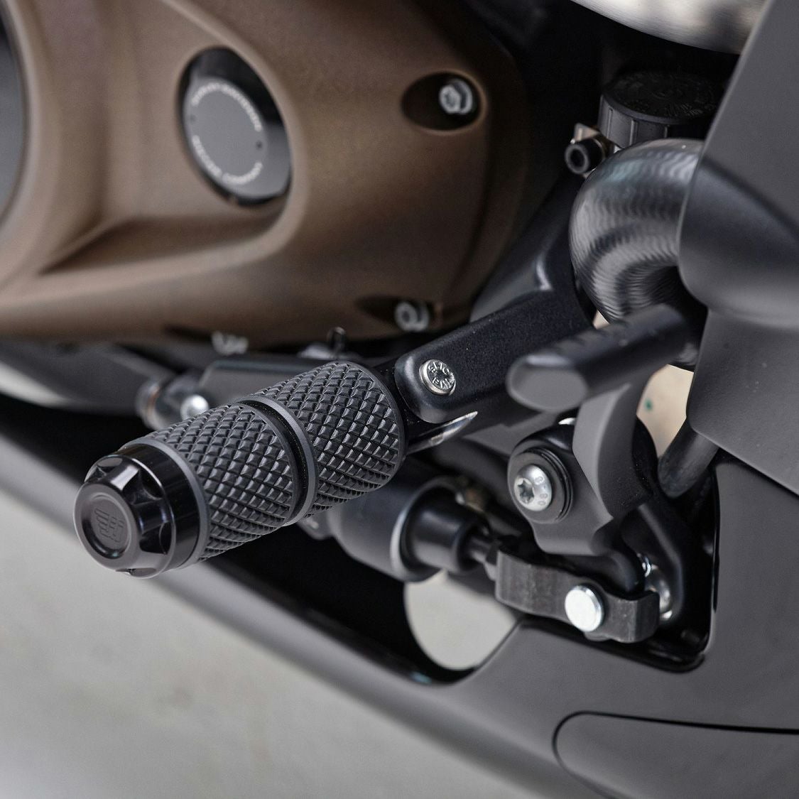 バンス＆ハインズ （VANCE&HINES） ツインスラッシュ スリップオン