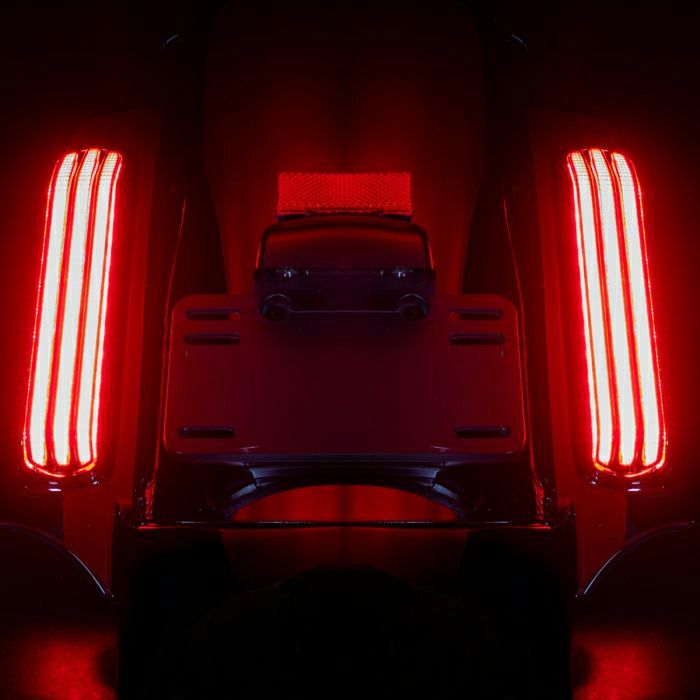 ツーリング CVOスタイルリアフェンダー用 LEDテールライト (レッド