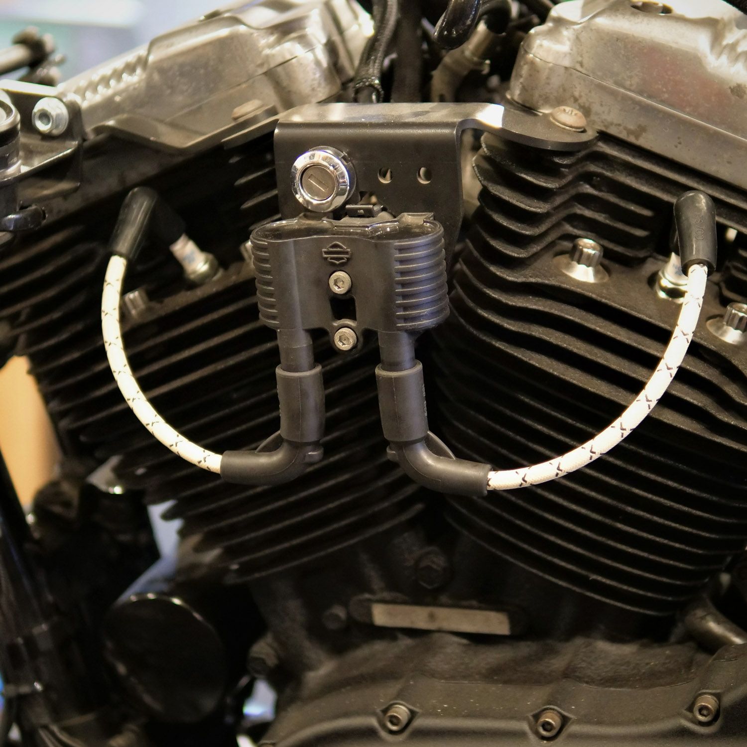 スポーツスター Vコイル移設用スパークプラグコード レッド PRO RACE