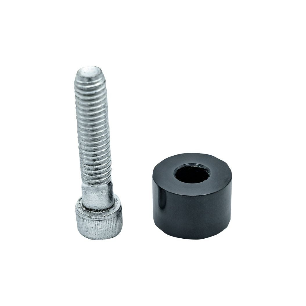 M8 ソフテイル ブローラー・リアクラッシュバー用スペーサー1