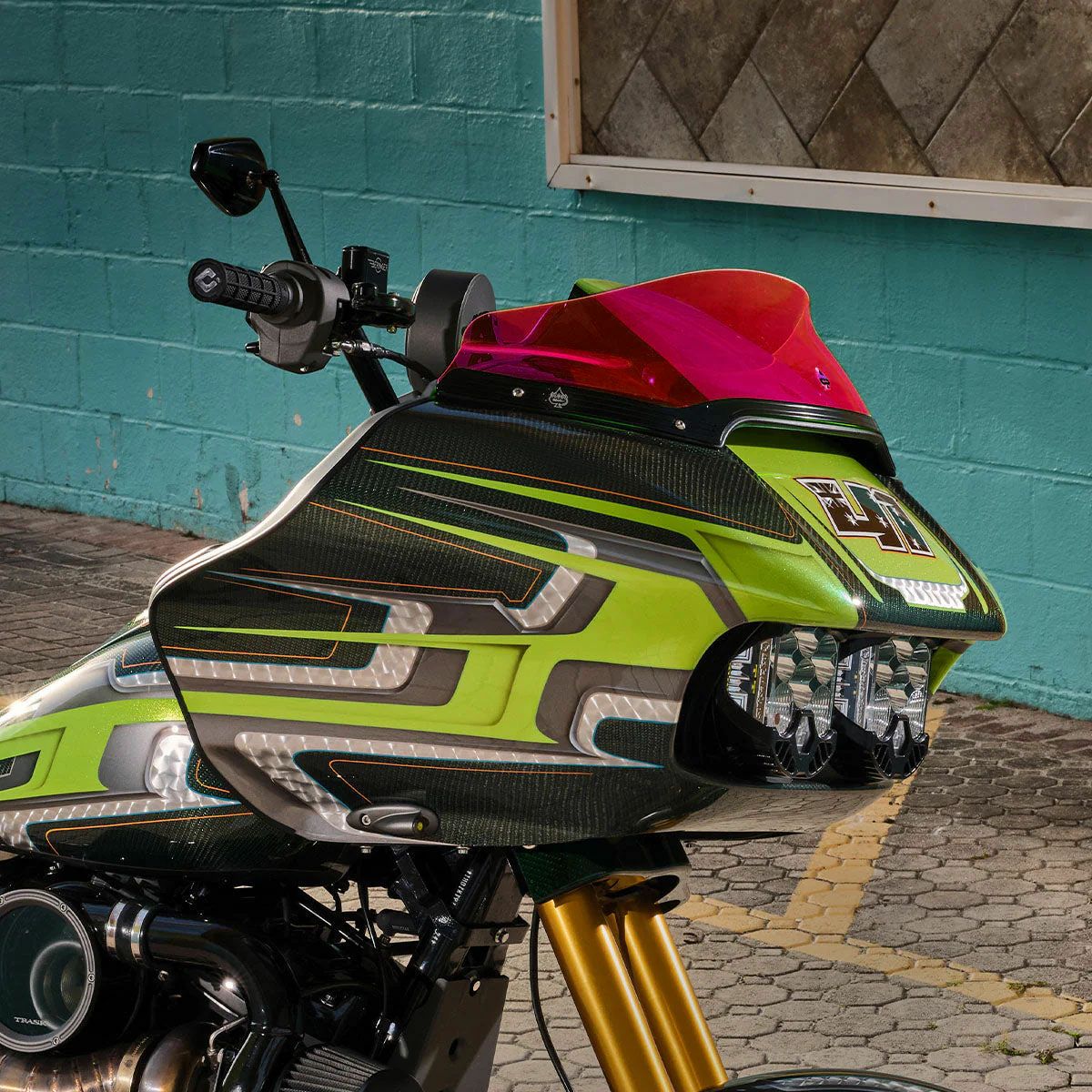 2015以降ロードグライド アイスカラーウインドシールド ブルーアイス 9