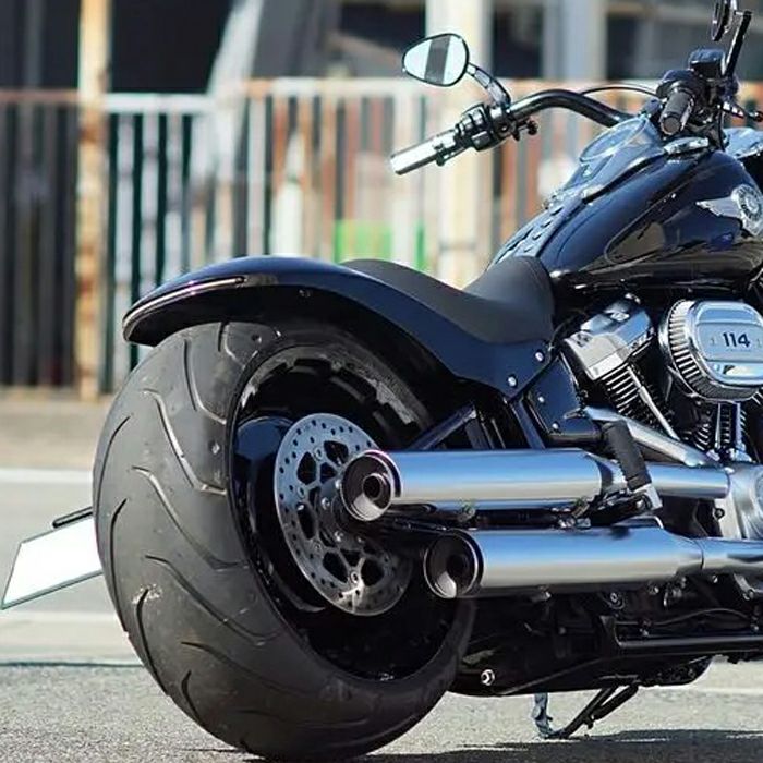 ソフテイル ブレイクアウト、ファットボーイ リアフェンダー ノイズ