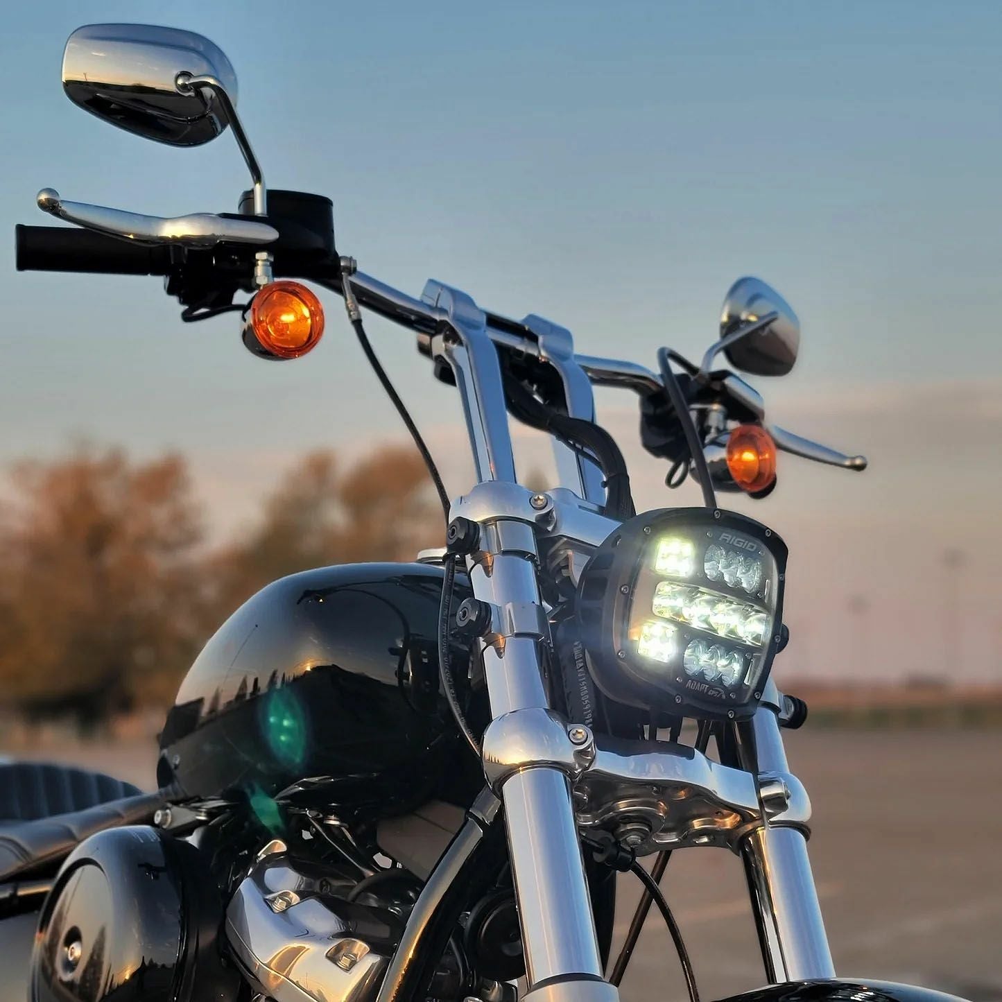 ソフテイル KLEENMOTO ヘッドライト｜ハーレーカスタムパーツ専門店