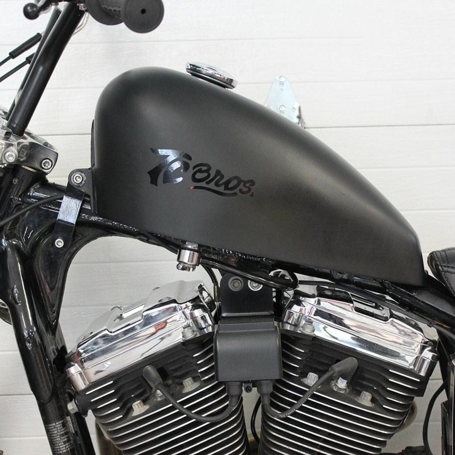 DK-Custom スポーツスター タンク・リフトアップキット 4インチ(10cm